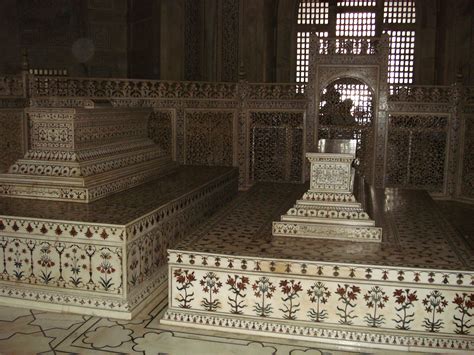 File:Persian prince tomb taj mahal.jpg - Wikipedia