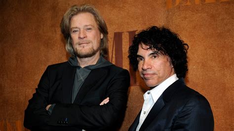 Hall and Oates controversy: What to know - Daryl Hall, John Oates suit