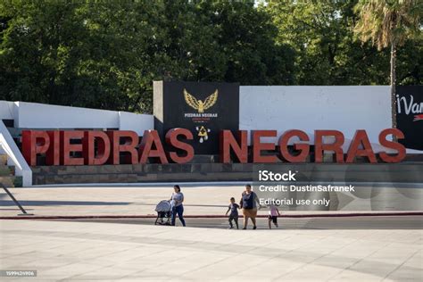 Piedras Negras Mexico Texas Border Crossing Stock Photo - Download ...