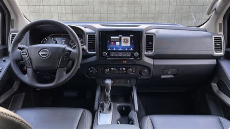 2022 Nissan Frontier Interior and Bed Review | Excellent, given the ...