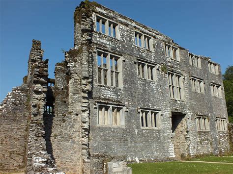 Berry Pomeroy Castle – Bulleigh Park Farm