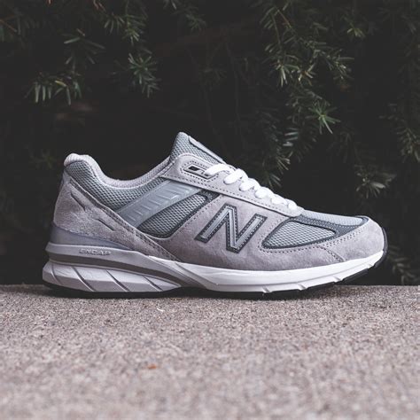 New Balance 990v5 – Solestop.com