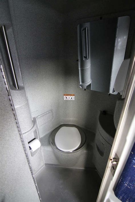 motor-coach-bathroom - Trinity Transportation