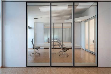 ISO Modern Half Height Glass Cubicle Dividers , Boss Office Partition Wall