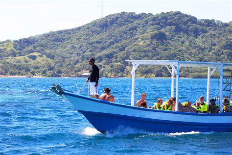 Roatan 3 Stops Snorkeling: Shipwreck, Starfish & Blue Channel - Roatan ...