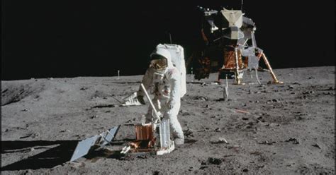 Apollo 11 anniversary: The inside story of Apollo 11's nail-biting ...