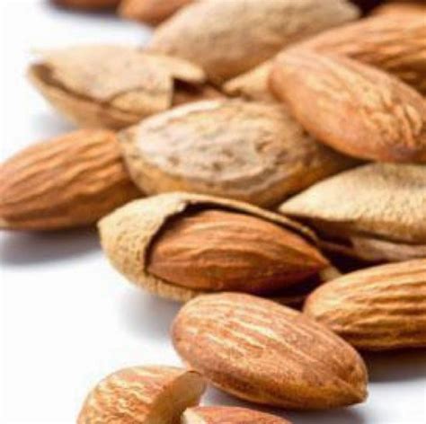 10 Benefits of eating Almond Nuts for our Health | GeeksFlame