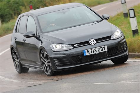 Volkswagen Golf GTD review | Auto Express