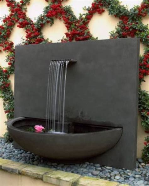 Modern Garden Wall Fountains - Herb Garden Planter