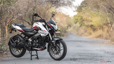 Images of Bajaj Pulsar NS160 | Photos of Pulsar NS160 - BikeWale