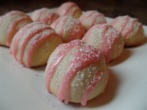 Perfect Sugar Cookie Glaze Recipe - Genius Kitchen