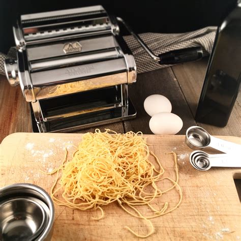 Kids cooking! Homemade Pasta Maker