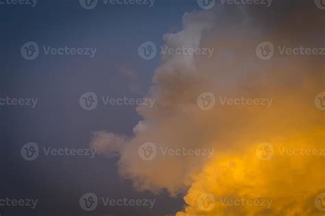 Cumulus clouds at sunset 11957055 Stock Photo at Vecteezy