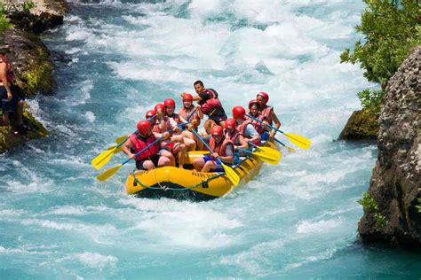 River Rafting in Coorg | White Water Rafting in Coorg | Treebo Blogs