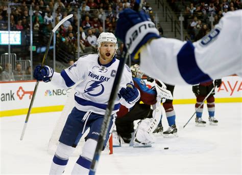 Lightning's Steven Stamkos to miss 1-3 months with injury | CTV News