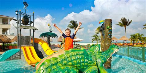 5 Kid-Friendly Cancun Resorts | Best Beach Vacation Resorts with Kids ...