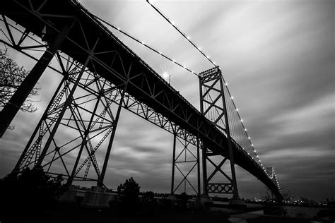 Ambassador Bridge