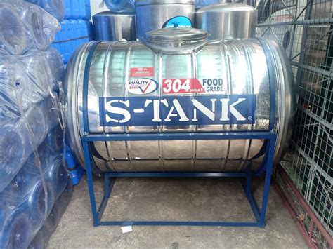 Stank 1000 Liters Horizontal Stainless Steel Water Tank, Commercial ...