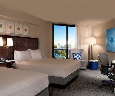 Guest Rooms and Suites | Hilton Orlando Buena Vista Palace