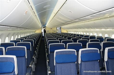 Interior Photo Tour of ANA’s First Boeing 787 Dreamliner : AirlineReporter