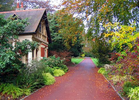 Friar Park Gatehouse - Henley-on-Thames England | October 20… | RJ ...