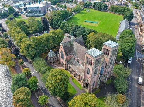 A guide to Inverness Cathedral for tourists