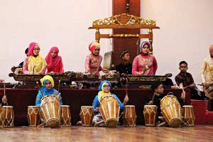 Gendang or Kendang : Indonesia Traditional Music Instrument - Talking ...