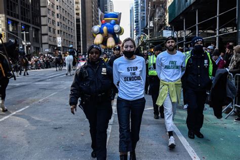 Pro-Palestinian Protesters Disrupt Thanksgiving Day Parade | TIME