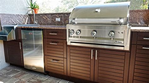 OutdoorCabinets.com