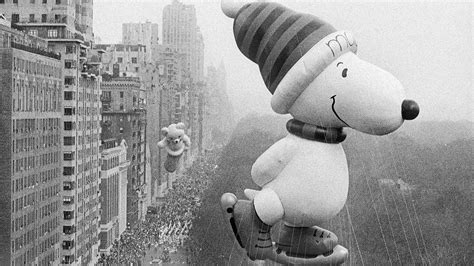 Macy's Thanksgiving Day Parade: 10 decades of balloons, visualized - CNN