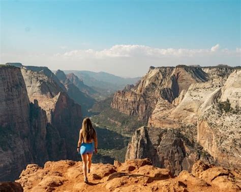 Hike to Observation Point in Zion National Park from Zion Ponderosa ...