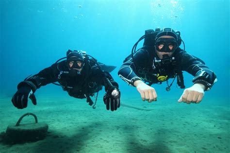 Tips to Help You Succeed in Your Scuba Diving Lessons - Amazing Viral News