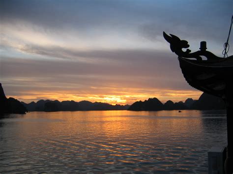 20. Halong Bay - Sunset.jpg