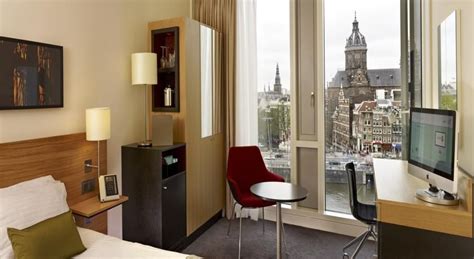 The air-conditioned rooms at DoubleTree by Hilton Hotel Amsterdam ...