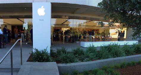 Revamped Apple Store Infinite Loop Reopens In Cupertino [Photos ...