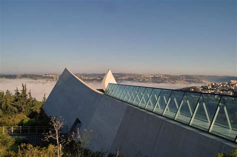 Architecture | The Yad Vashem Holocaust History Museum