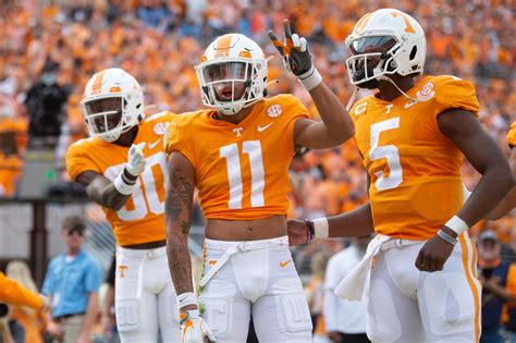 Jalin Hyatt sets UT Vols record for TD catches in a game in Tennessee ...