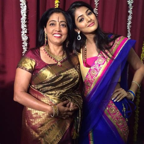 Actress Pooja Hegde family photos – Lovely Telugu