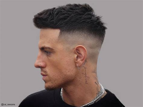 The Ultimate Collection of 999+ Hair Cutting Images for Men in Stunning ...