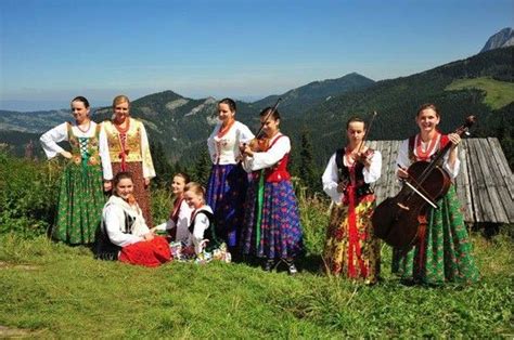 Gorale | Traditional outfits, My style, Folk