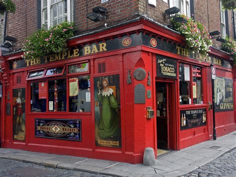 Dublin | Dublin ireland photography, Temple bar dublin, Temple bar