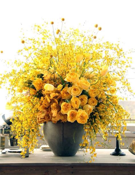 Yellow | Yellow flower arrangements, Corporate flowers, Beautiful flowers