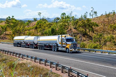 Photos – Australian Roadtrains