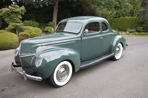 1939 Ford Deluxe | Dragers Classic Cars