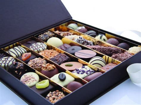 Assorted Belgian Chocolates DELUXE - 1 kg - ChocolateOnlineShop.com