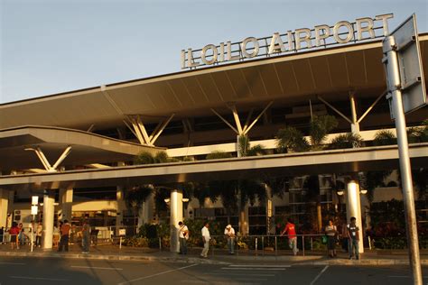 Iloilo Airport | Its facade resembles NAIA 2 Terminal | Erika Ramirez ...