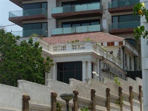 Mannat: Shahrukh Khan's Lavish Home - Price, Photos, and More ...