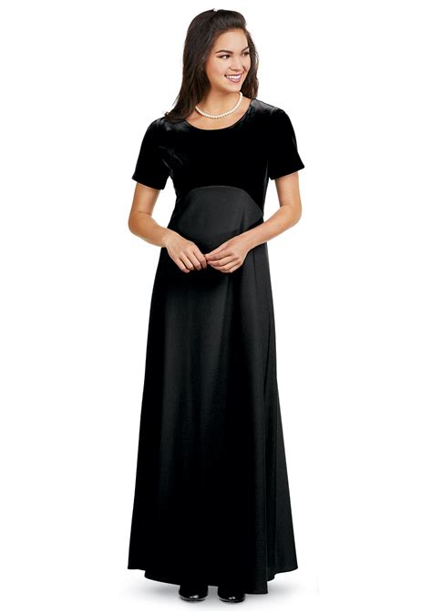 Short Sleeve Oratorio Dress in Velvet & Crepe