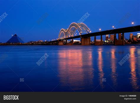 Memphis Bridge Over Mississippi River Stock Photo & Stock Images | Bigstock