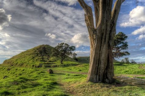 Mangere Mountain, Auckland, New Zealand | Auckland, the city I live i…